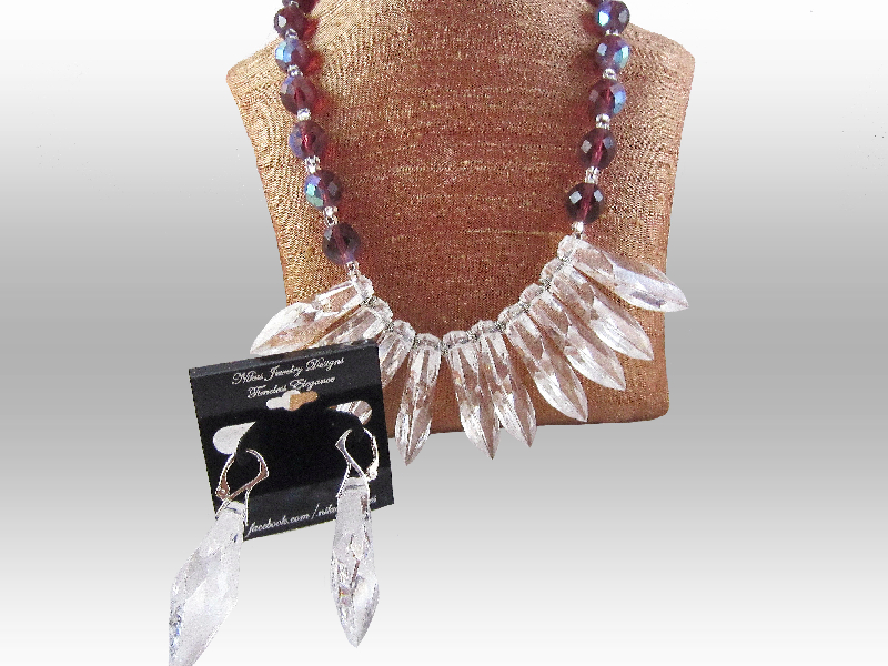 Alluring diamond & crystal necklace set